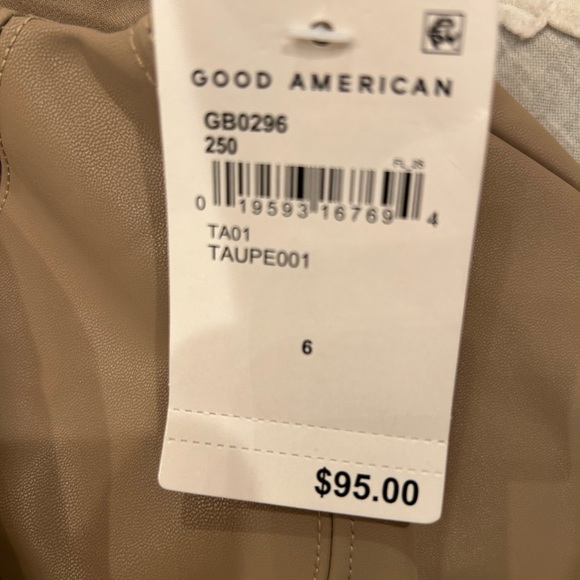 Good American U-Neck Corset Faux Leather bodysuit - Picture 6 of 6